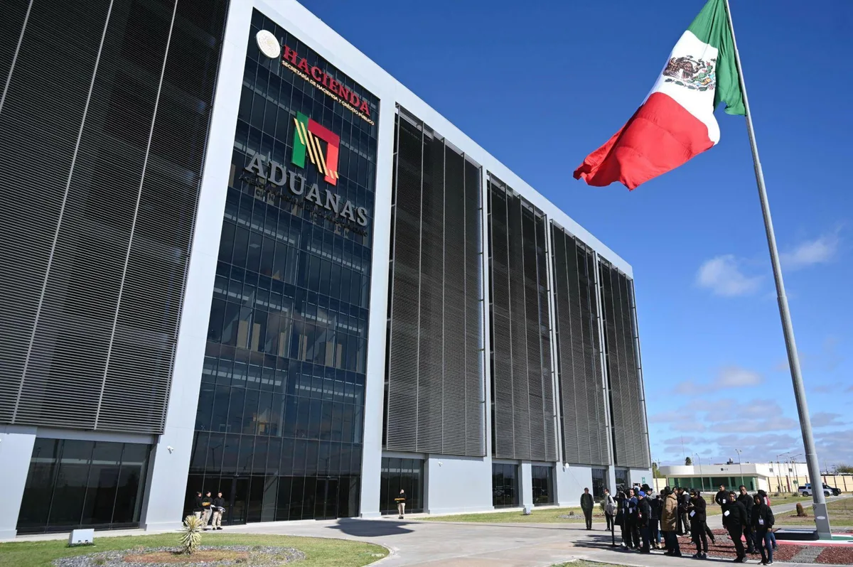 Aduanas endurece postura ante huachicol fiscal