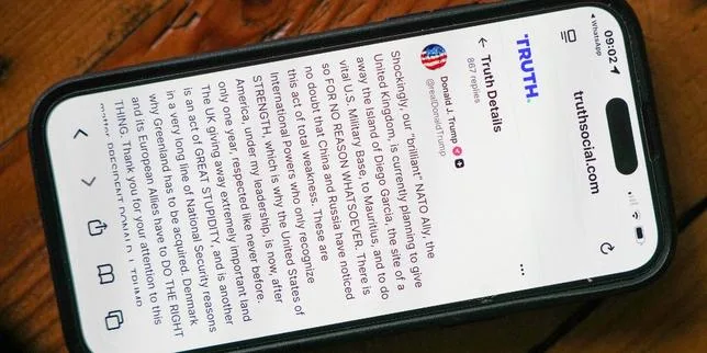 Donald Trump poursuivi en justice par deux groupes de médias pour la mise en vente d’un accès prioritaire à ses publications sur Truth Social
