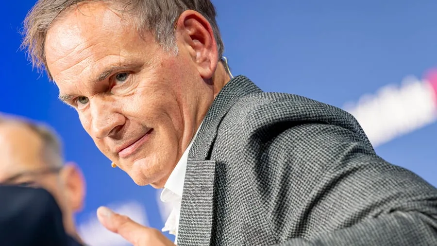 VW-Konzernumbau: VW-Chef Blume fordert bessere Rahmenbedingungen von der Politik