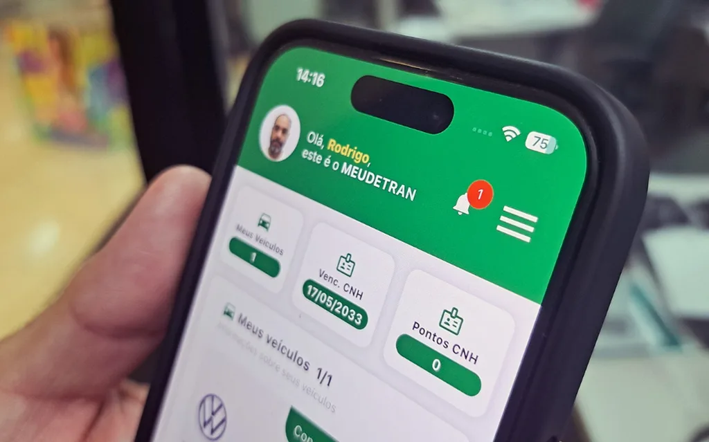 Prazo para licenciar veículos com placas 7 e 8 termina nesta segunda