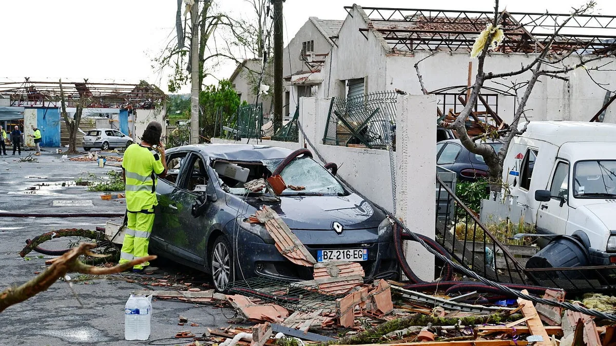 Unwetter: Tornado hinterlässt Schäden in Südfrankreich