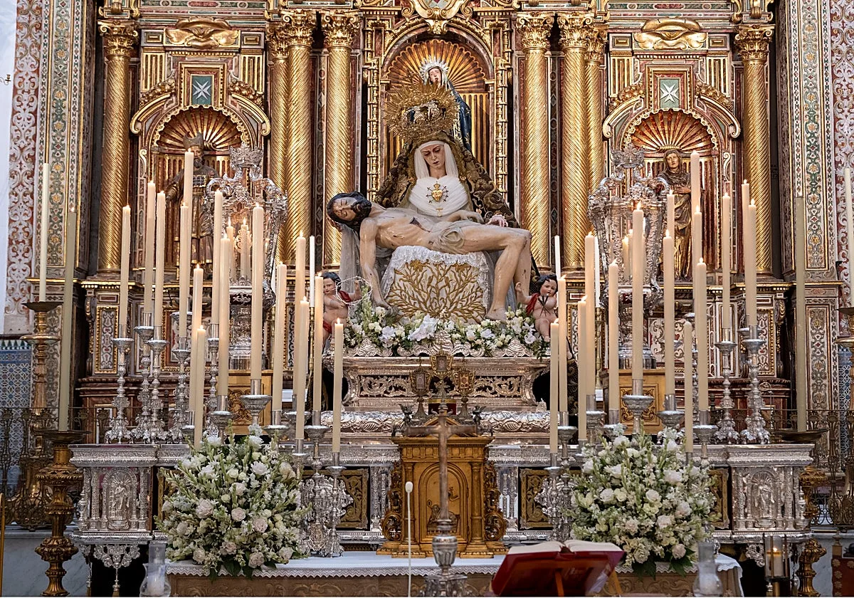 El día de la Virgen de los Dolores en Sevilla