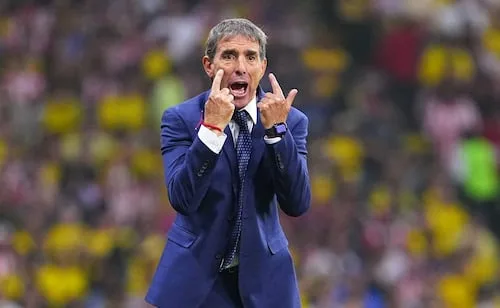 Guillermo Almada explica por qué no jugaron los centrales Bueno y Ramos frente a las Chivas