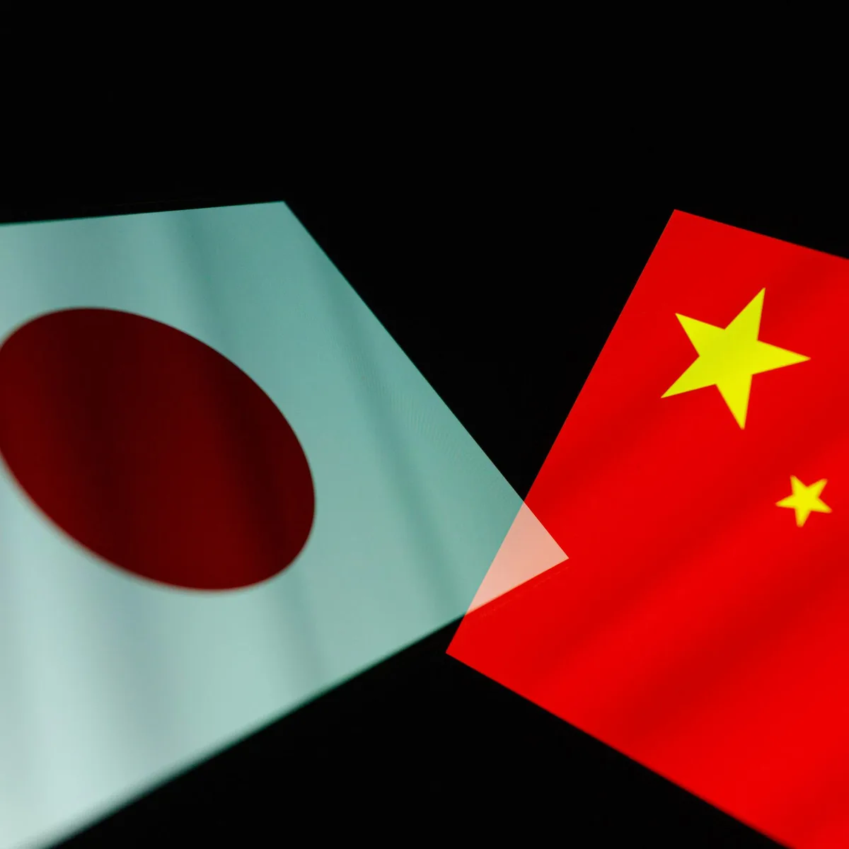 Diplomatie nach Verstimmungen - Japanische Abgeordnete reisen nach Peking