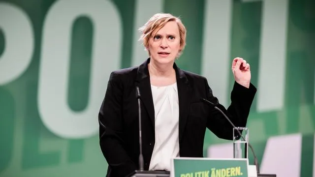 Regierungsbildung in Berlin: Berliner Grünenchefin Nina Stahr fordert Aufklärung von den Linken
