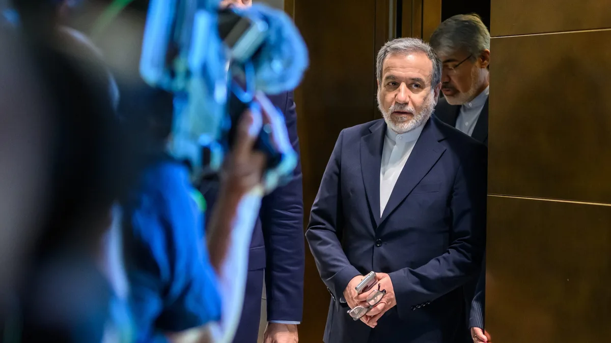 MNE iraniano diz que plano de Trump está destinado ao fracasso