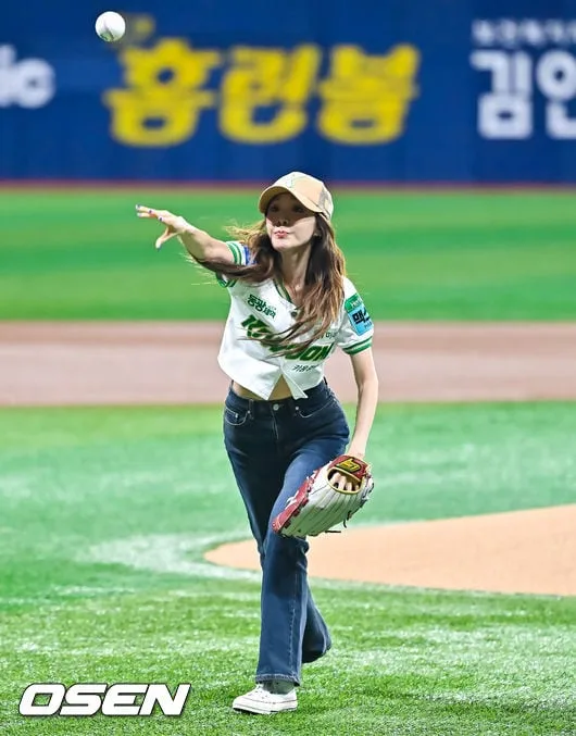 [사진]산다라박, 초동안 미모 뽐내며