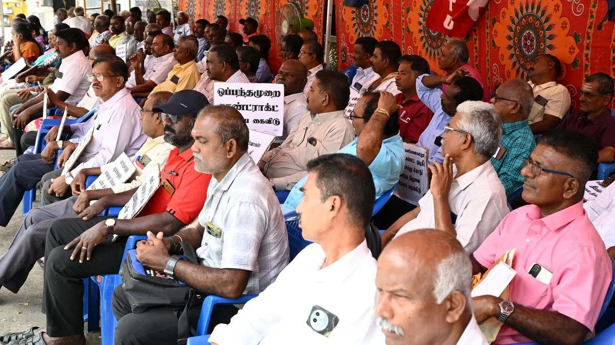 Transport workers commence 24-hour dharna