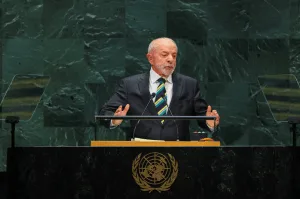 Lula diz que Brasil baterá recorde de exportações apesar de tarifaço dos EUA