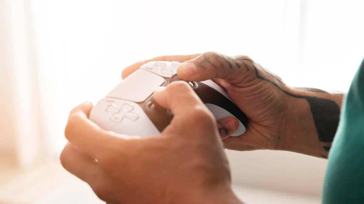 Veja o que considerar antes de escolher entre consoles de última geração e jogos na nuvem