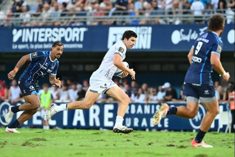 Blessé à une cuisse, l'arrière de Pau, Jack Maddocks, sera indisponible trois semaines