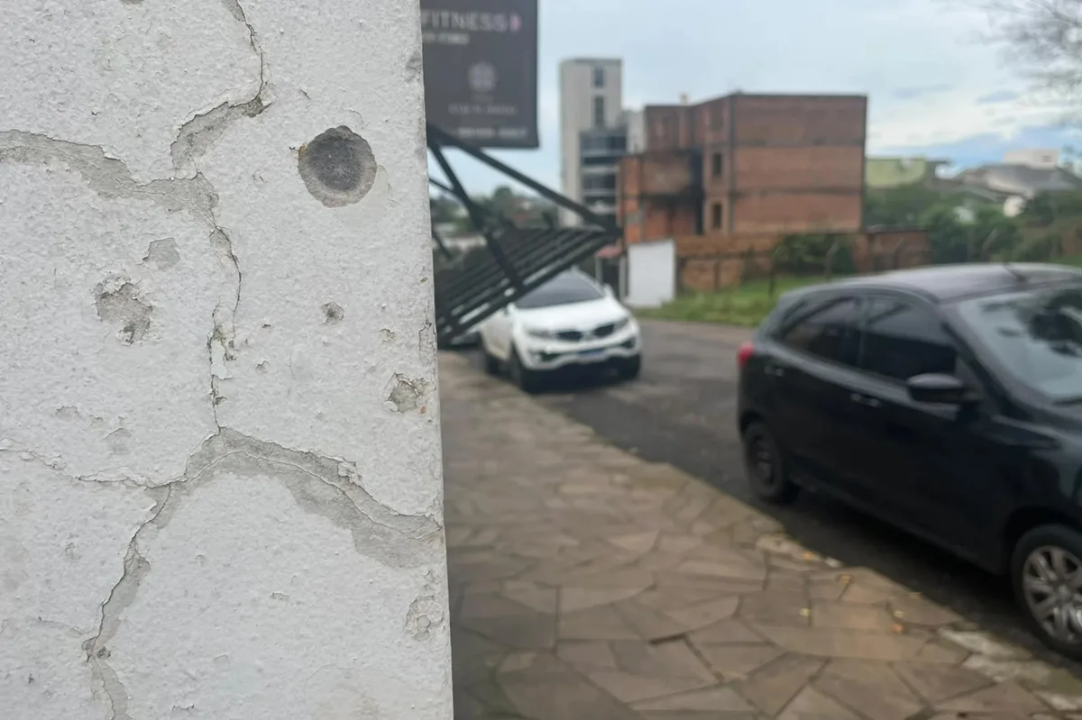 Homem é atingido por bala perdida no rosto a caminho do trabalho no RS