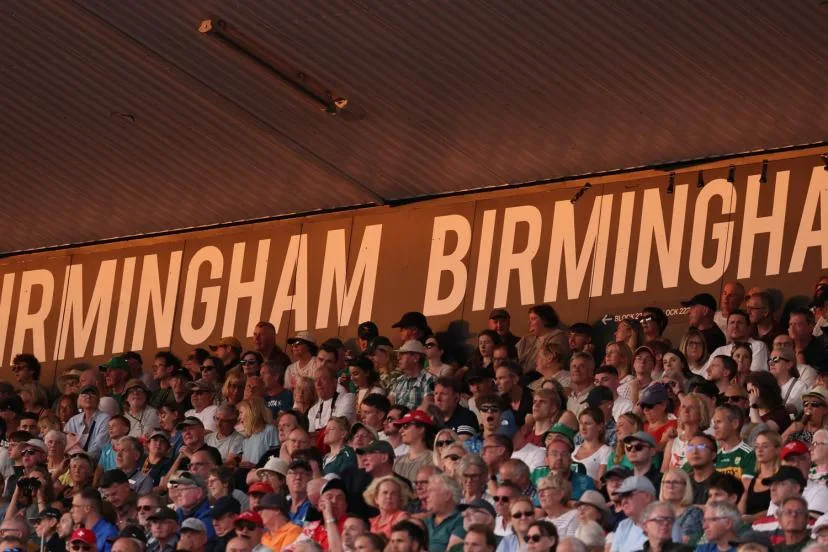 Fin de soirée perturbée samedi à Birmingham après une arrestation