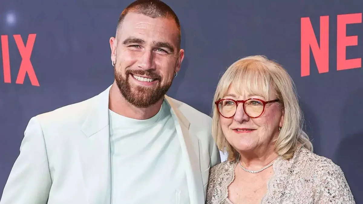 Donna Kelce’s cookie fundraiser: How did she raise $4,100 for students?