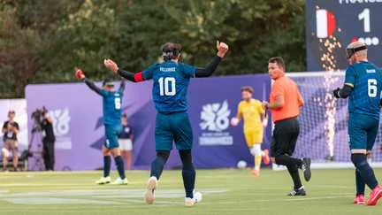 Championne paralympique en titre, l'équipe de France de cécifoot conserve son titre de championne d'Europe à domicile en battant l'Angleterre
