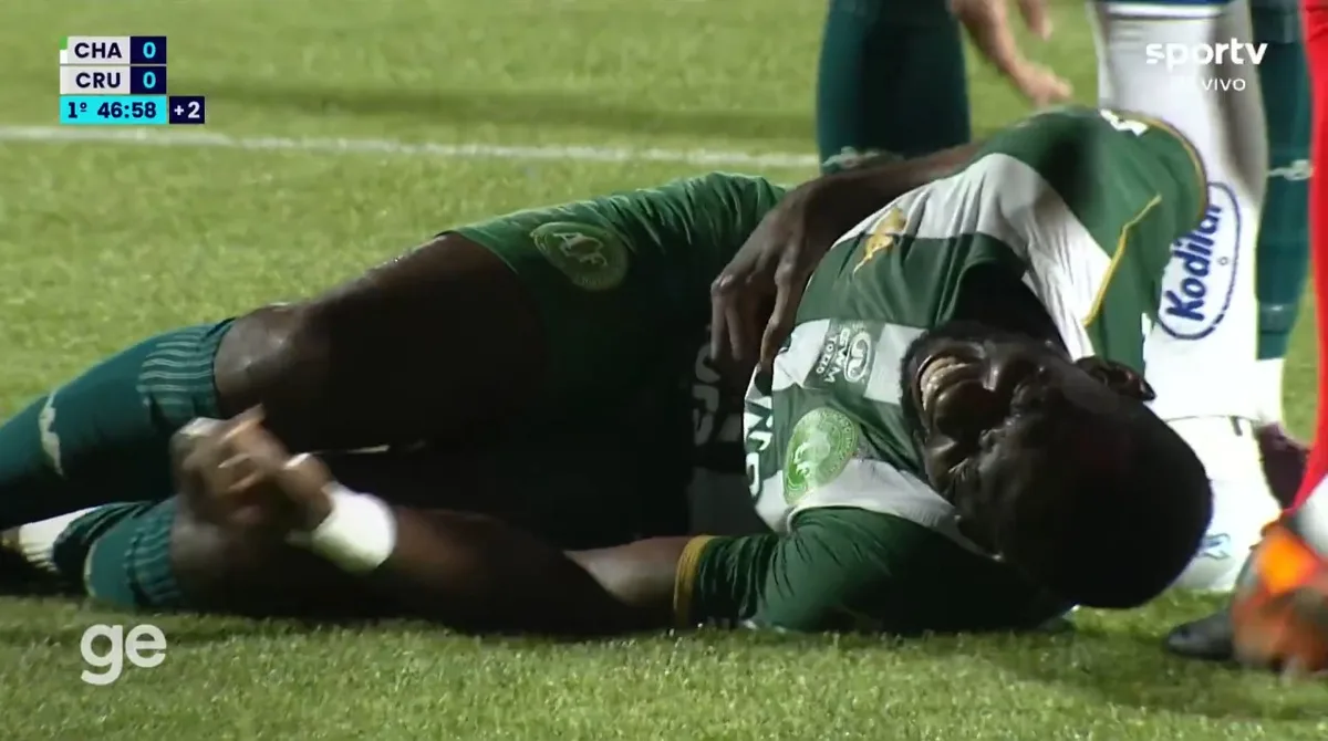 Bolasie é liberado pelo DM da Chapecoense e retorna aos treinos