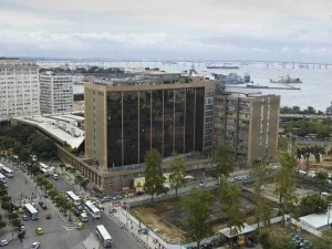 Cheia de lances incomuns, disputa bilionária envolvendo a Petrobras entra na pauta do TJRJ