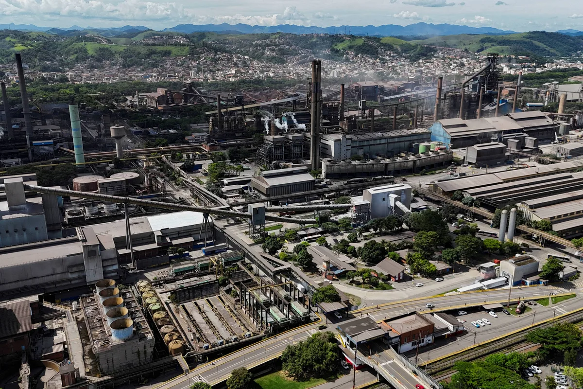 Venda da CSN Cimentos segue indefinida sem acordo sobre preço