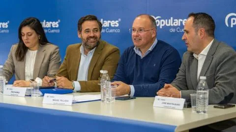 Génova no apaga el incendio del PP de Cuenca: los críticos exigen votar y denuncian un tenso encontronazo con Tellado