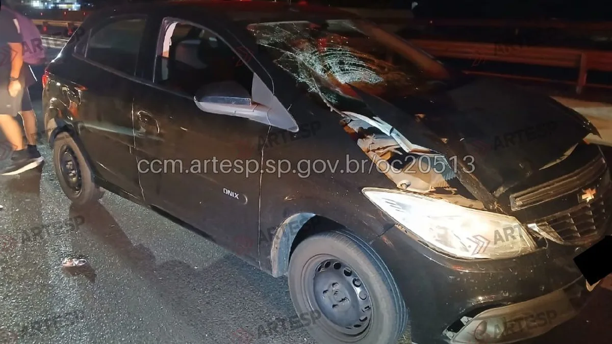 Pedestre morre após ser atropelada por carro ao tentar atravessar rodovia em Marília