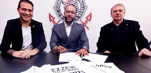 Corinthians economizou R$ 70 milhões em negociação final por Memphis
