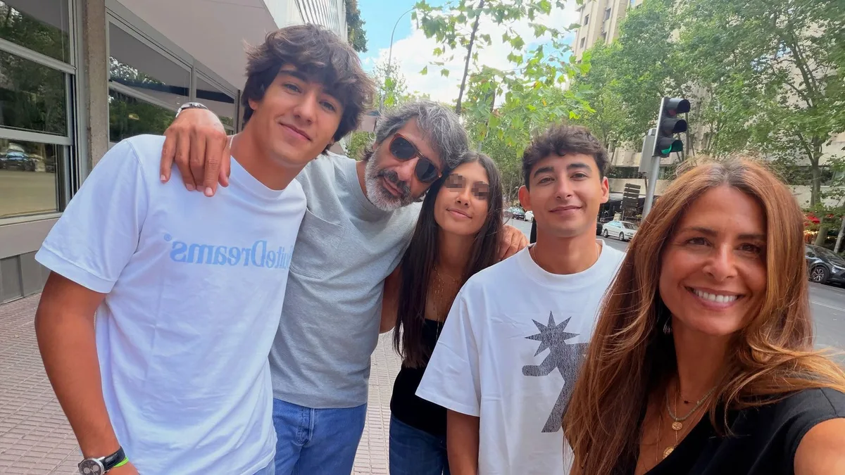 Nuria Roca despide a su hija Olivia, que comienza una nueva etapa en el extranjero: "¿Y ahora qué hago yo?"