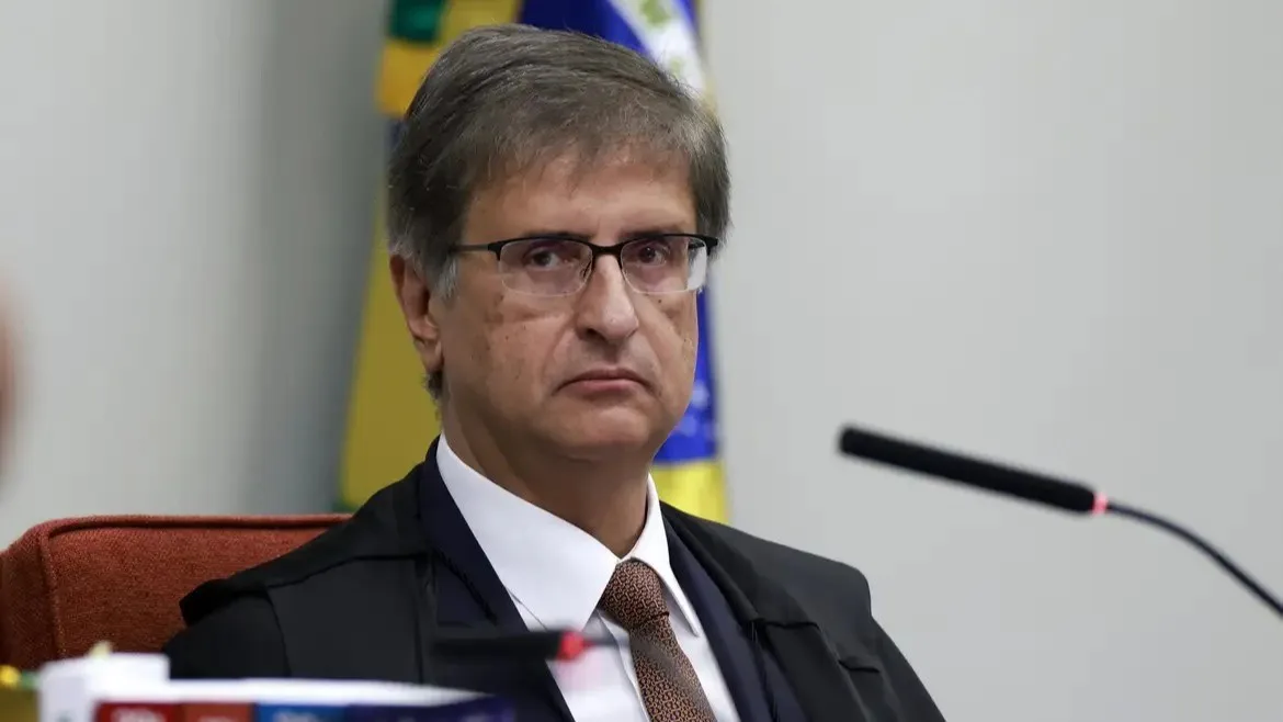 “Inócuo”: PGR pede arquivamento de depoimento de Vorcaro com acusações contra a PF