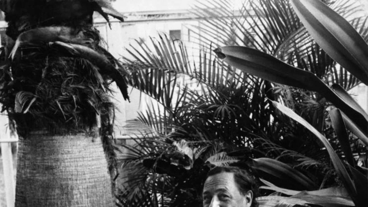 Tennessee Williams, el mito que buscó mar, sol, arena y “quién sabe”