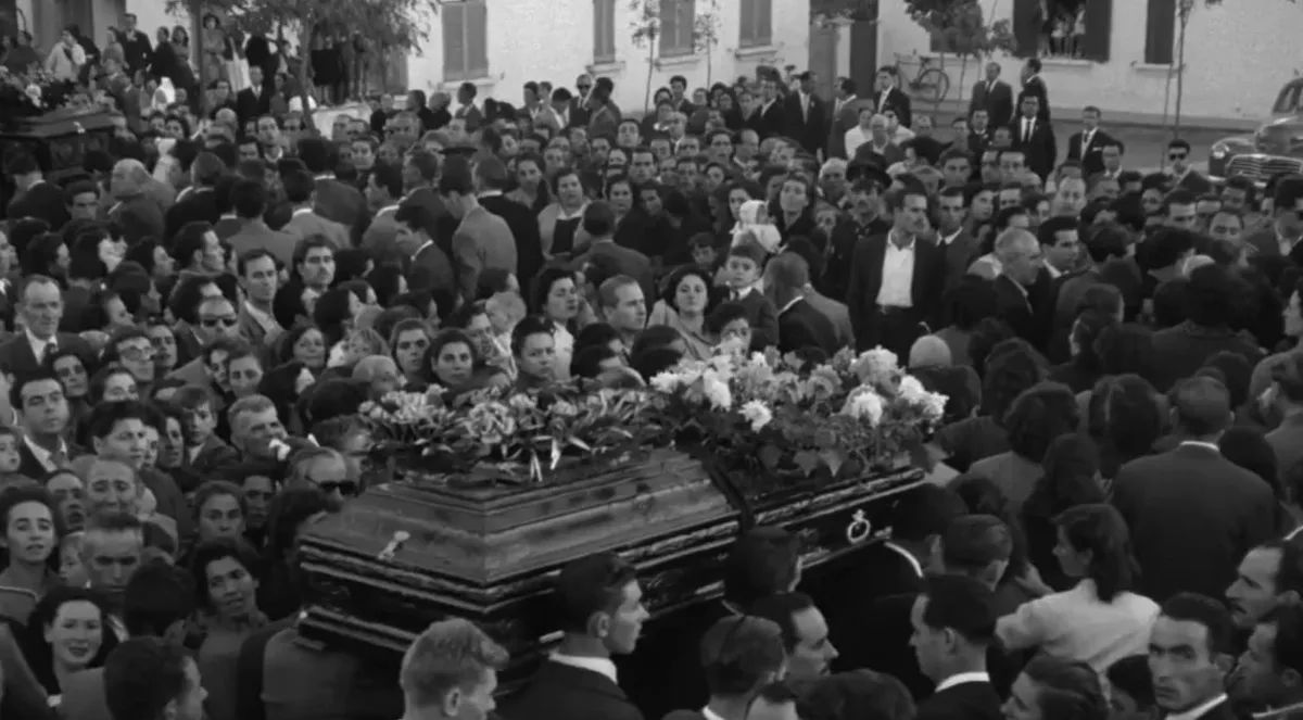 El funeral de 12 mineros que ocultó la dictadura franquista sale a la luz 41 años después: el NODO decidió no publicar las imágenes que mostraban la crudeza de la España de Franco