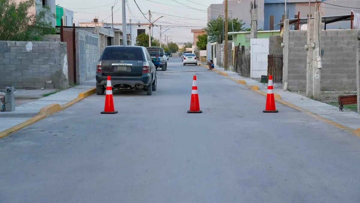 Coahuila: avanza Frontera en mejoramiento de banquetas y accesos en las colonias