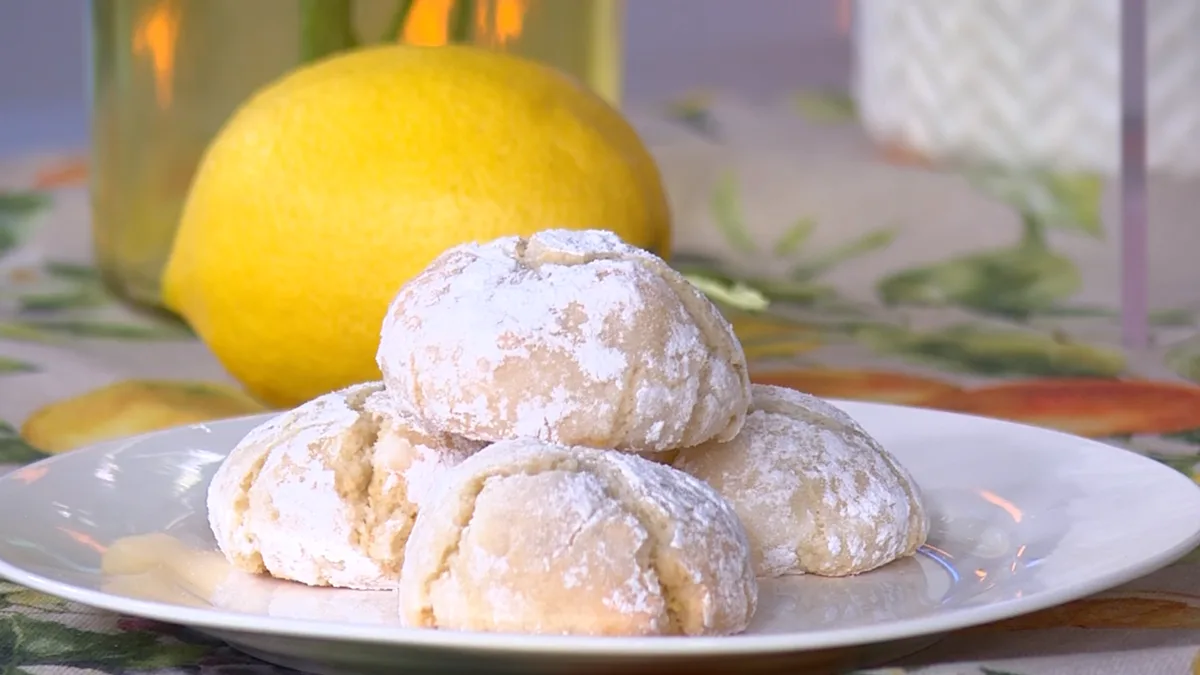 Easy limoncello biscuits with just five ingredients