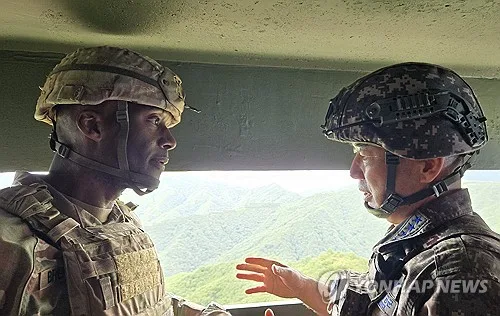 유엔군사령관 "DMZ 부상 장병에 위로…한국군 희생·헌신 감사"