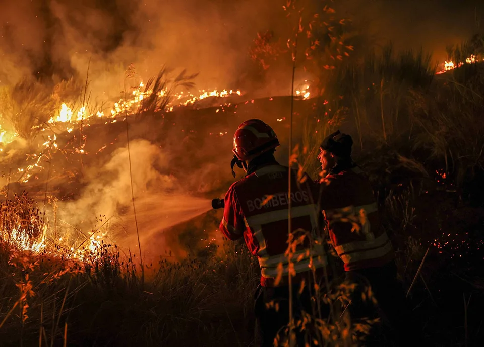 Incêndios: UE mobiliza meios contra fogos na Bélgica e Espanha e ativa Copernicus