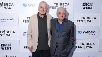 Le président français Emmanuel Macron a décoré deux géants du cinéma américain, Martin Scorsese et Robert De Niro
