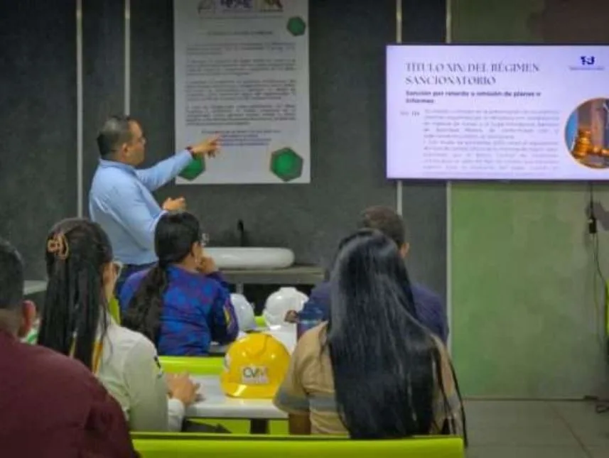 Minerven y la CVM capacitan a personal gerencial en responsabilidad penal