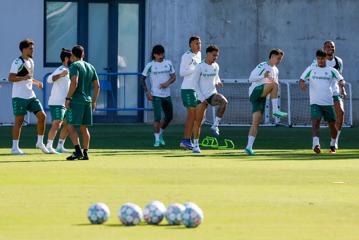 Real Betis - Porto, el partido de la Champions League en directo | El Betis vence al Porto gracias a los goles de Abde, Cucho e Isco