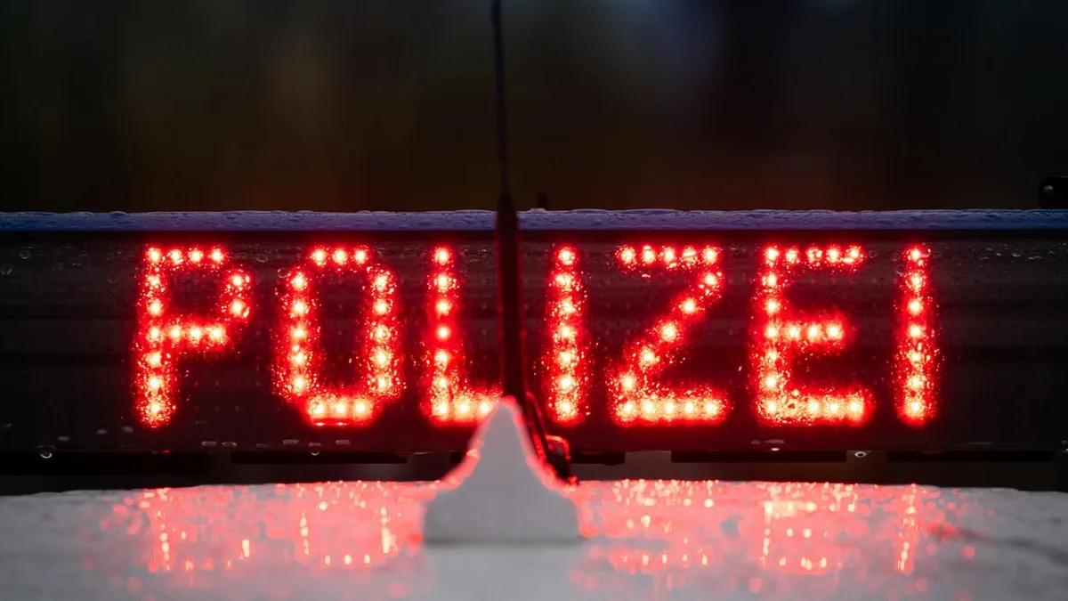 Attacke in Berlin: Mann in Berlin geschlagen und rassistisch beleidigt