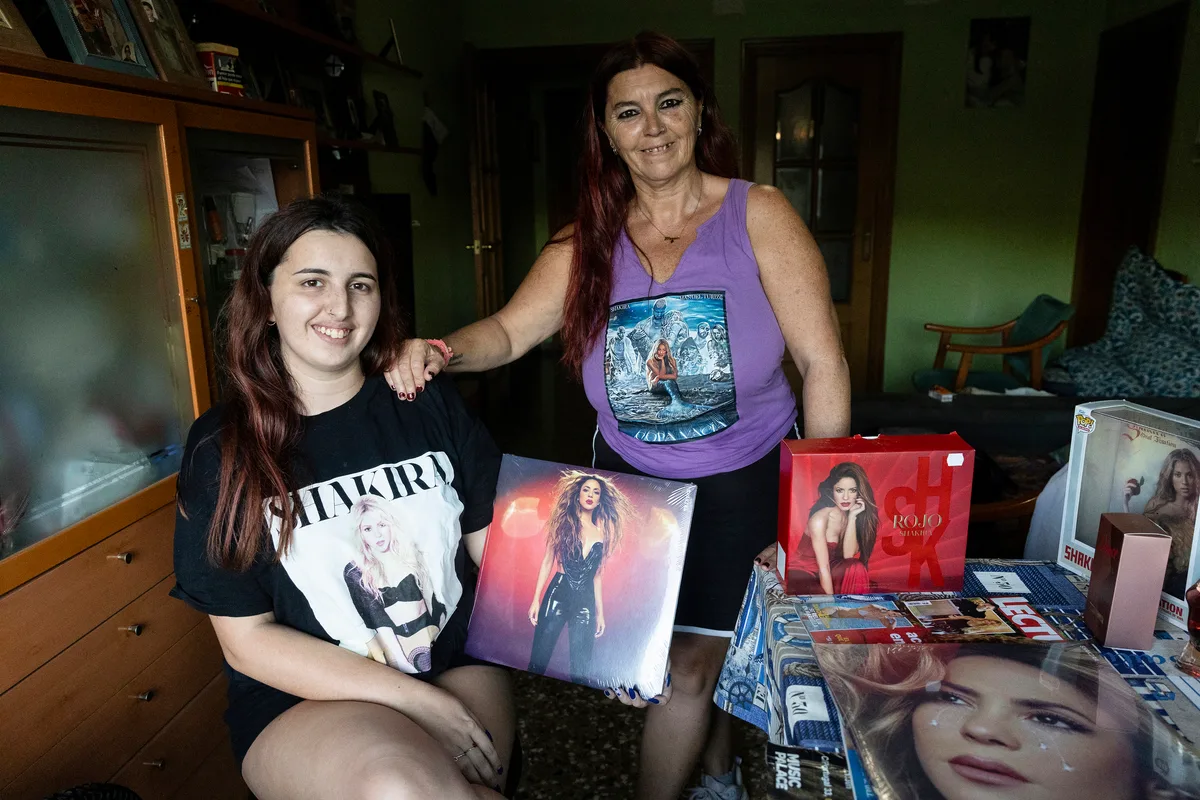 La "manada" de fans de Shakira se prepara para caminar con la loba en Madrid: "La escucho cada día desde hace 20 años"