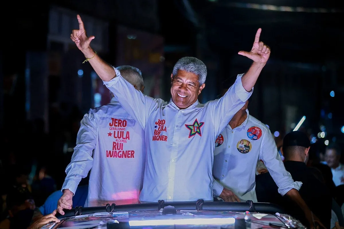 Jerônimo Rodrigues reúne prefeitos para ampliar votos a Lula na Bahia