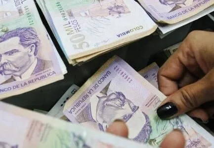 Salario mínimo de 2027 tendría un aumento menor al que esperan los trabajadores, pero así mejoraría el ingreso a los que reciben auxilio de transporte