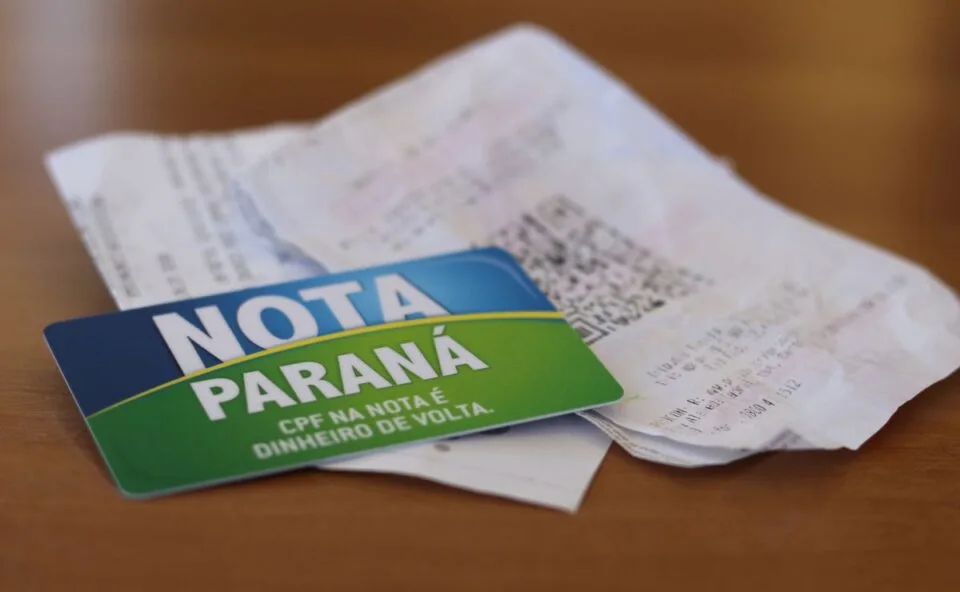 Governo do Paraná anuncia pagamento bônus de até mil reais em agosto para milhares de CPFs; saiba se o seu está na lista