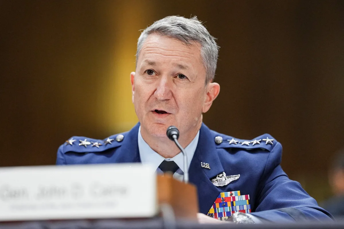 Tras desplegar armas en el espacio, Estados Unidos dijo que sus tropas deben estar preparadas para combatir alrededor de la Luna