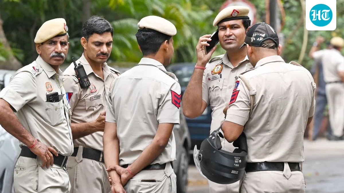 ‘Uniform ke peeche bhi insaan hai': Delhi Police issues open letter to citizen ahead of CJP's October 10 stir