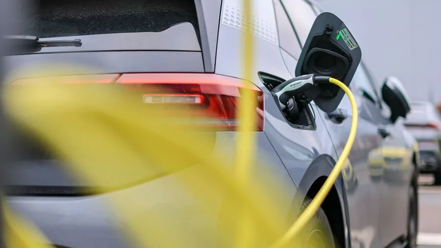 Elektromobilität: Verbraucherzentralen für Kaufanreize für günstige E-Autos