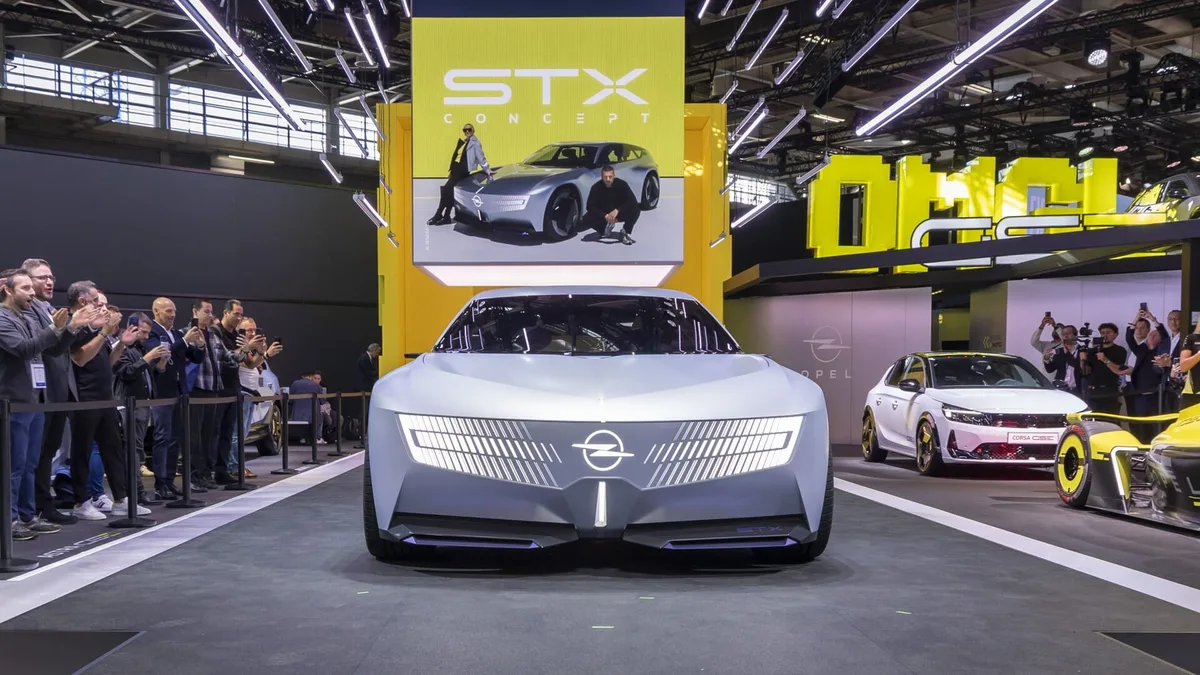 Opel ressuscite le break avec le STX Concept, et il a un sacré regard