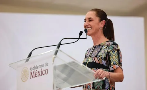 Prueba PISA 2025: Sheinbaum destaca mejores resultados de escuelas públicas ante privadas; reconoce al magisterio