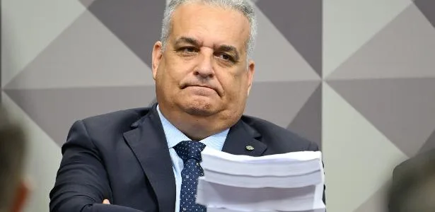 STF não vai acelerar nem travar apuração de queixa contra vice de Flávio