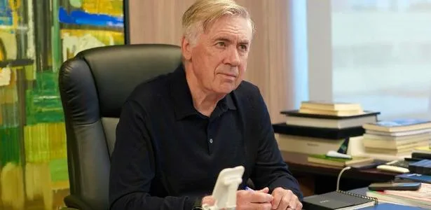 Rômulo: Ancelotti deve estar por trás da mudança no limite de estrangeiros