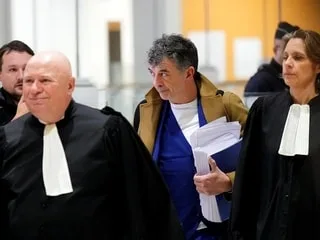 Stéphane Plaza, l’ex-animateur jugé pour violences conjugales, condamné à 18 mois de prison avec sursis en appel