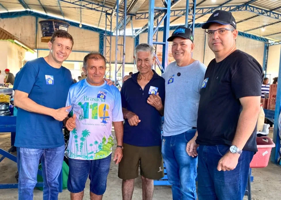 Eduardo Velloso começa campanha em Brasileia com visita ao mercado